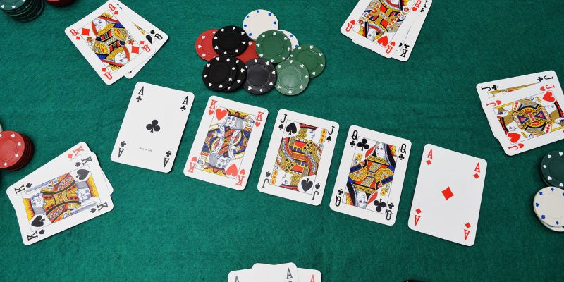 Poker Sin88 được biết đến là tựa game có nhiều người tham gia